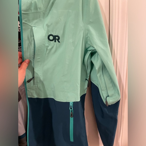 Outdoor Reception Women’s Carbide Jacket in Mint Blast/Treeline - Picture 3 of 10